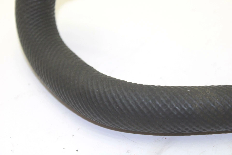 Manguera intercambiadora trasera/delantera 89 Yamaha Inviter OEM 83M-12485-00-00 SY56 Foto 4 de 4