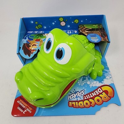 Hasbro Crocodile Dentist Splash Water Game Backyard Pool Sprinkler Water Toy