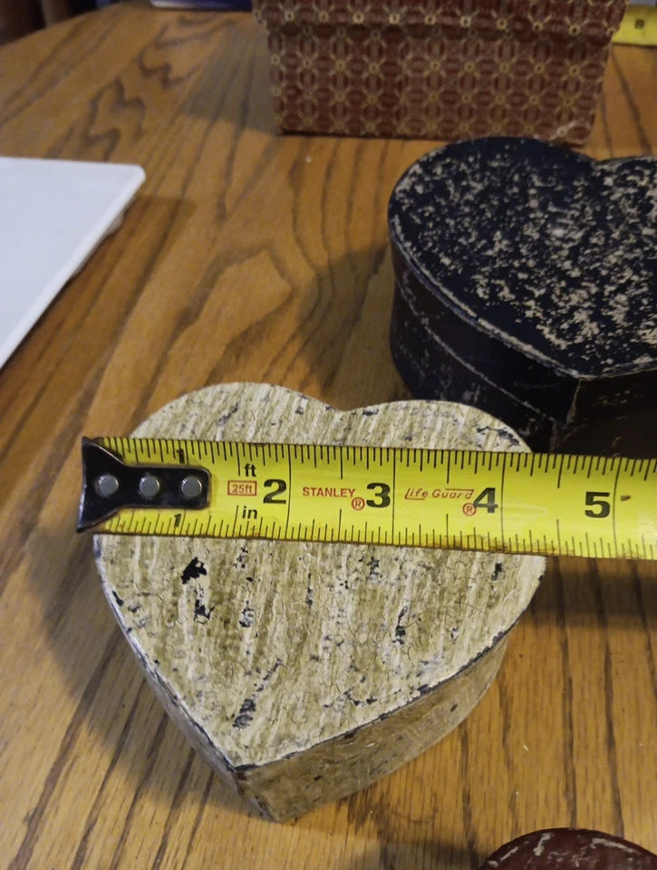 3 Nesting Heart Boxes with Lids Paper Mache Cottagecore - Image 3 of 4