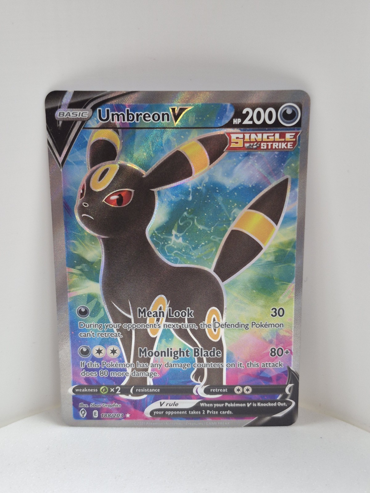 Umbreon V Alt Art 189/203 Evolving Skies Single Strike Pokemon Card NM/M