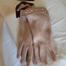 Women s Beige Faux Suede Wrist Gloves with Pearl Accents, Solid, One Size
