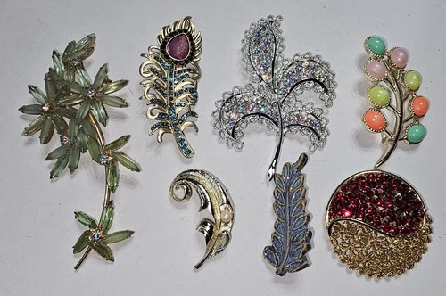#49 Brooch/ Pin Lot, Vintage To Modern Costume Jewelry