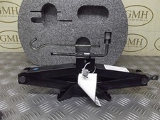 Chevrolet Tacuma Jack / Tool Kit MK1 2001-2008?