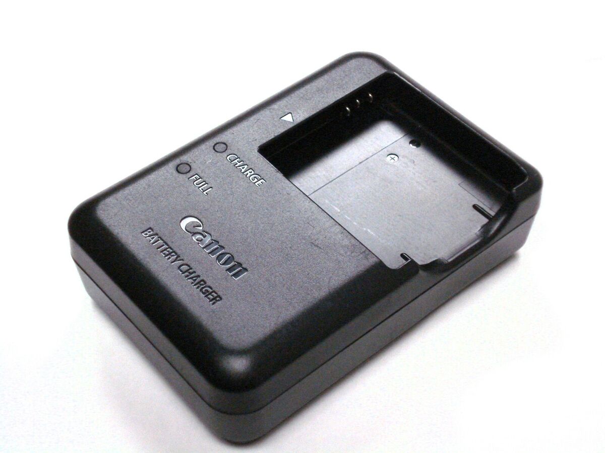 Canon バッテリーチャージャー 厚ぼったく CB-2LA Canon バッテリーチャージャー 厚ぼったく CB-2LA