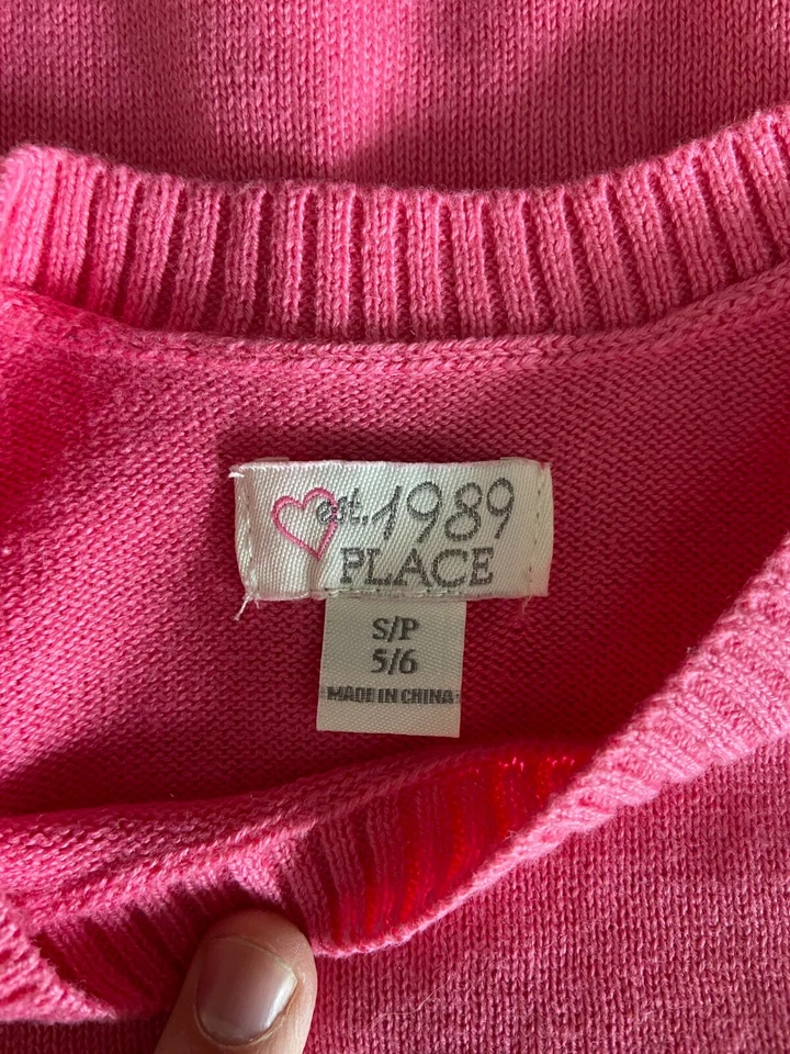 Children's Place Pink Long Sleeve Knit Girls "Love" Sweater Sz 5/6 Casual Soft - Image 3 of 3