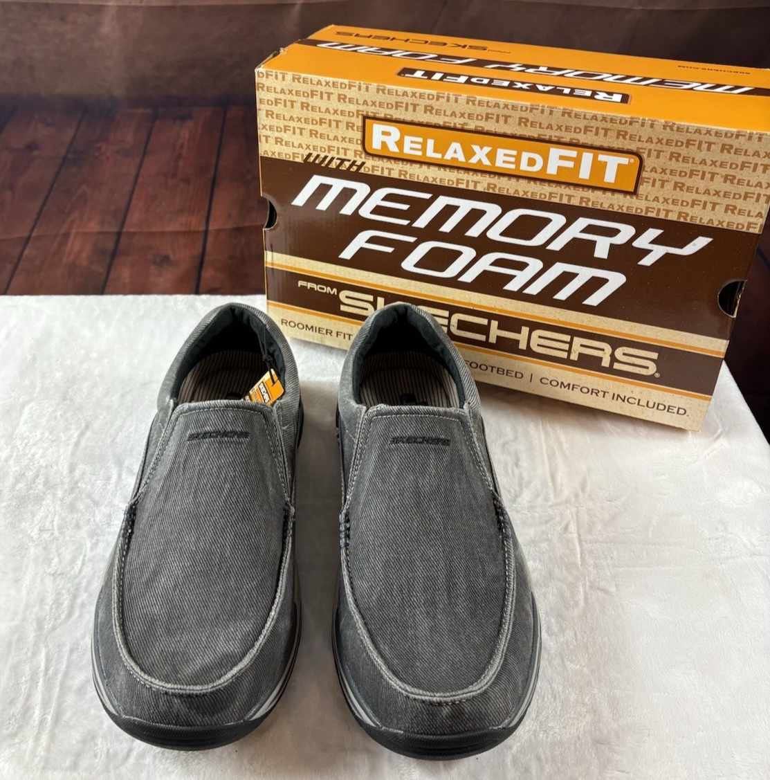 Men’s size 10 sketcher shoes, black color, loafers slip on new in the box Amazon.com | Skechers Men main image 4