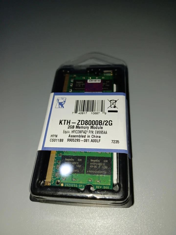 2x Kingston KTH - ZD8000B/2GB New In Box P/N EM995A SODIMM DDR2 200PIN PC2-5300 - Image 2 of 3