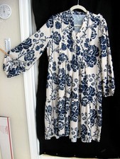 Blue & White Floral A-Line Dress w/Modest Long Sleeves & High Neck - Size L