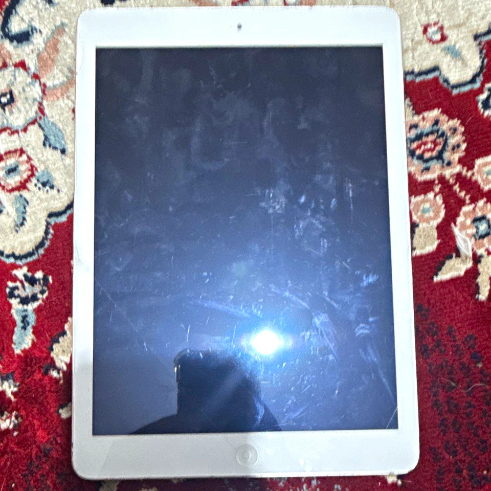 Apple iPad mini 7 · 64GB · Wi-Fi, photo 1 of 5