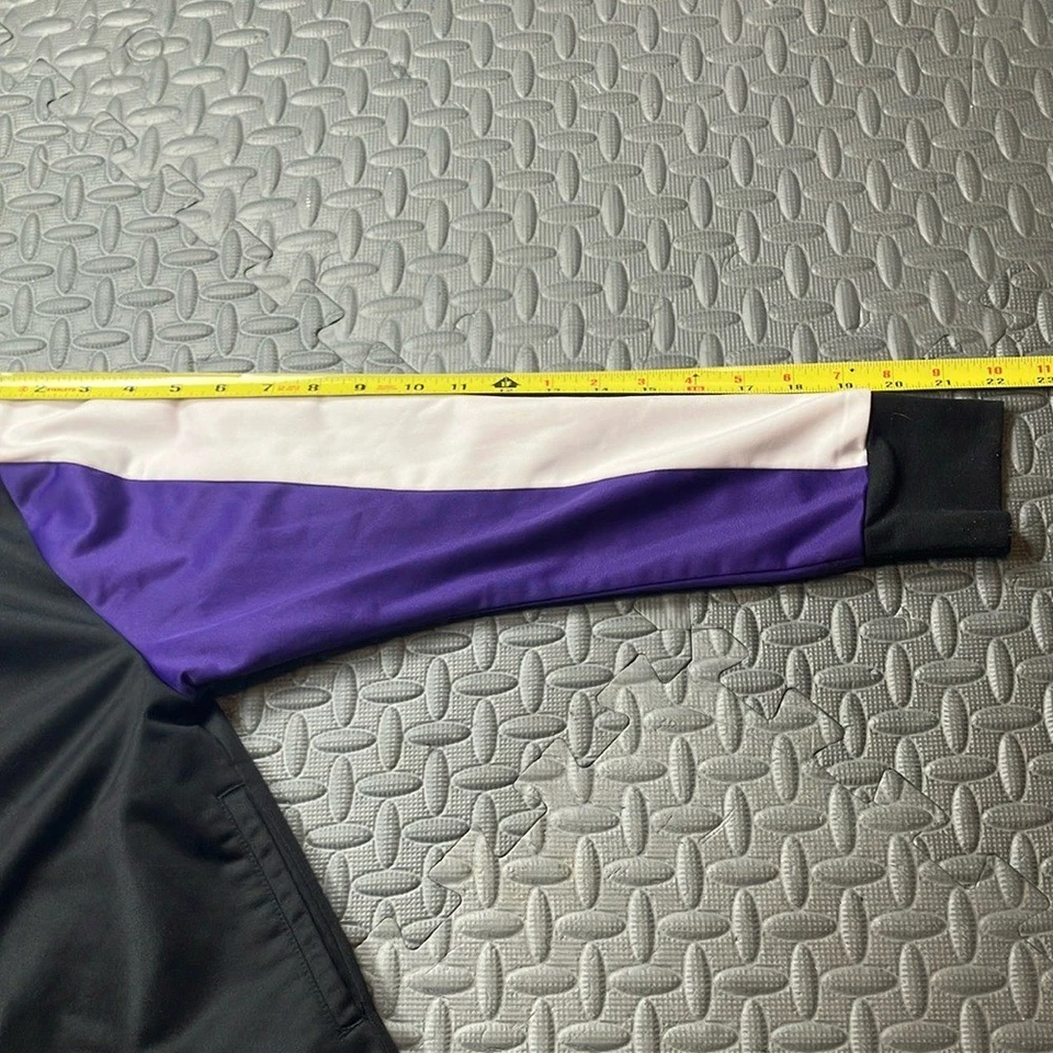 Chaqueta Converse negra y morada para niños talla L Foto 4 de 4