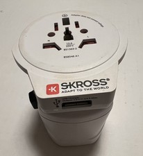 Adaptateur de voyage universel Worldwide Skross Pro