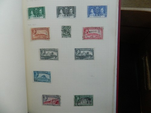 12.5KG LARGELY BRITISH COMMONWEALTH STAMPS LOT IN BOX (ALBUMS & LOOSE) - 第 20/24 張圖片