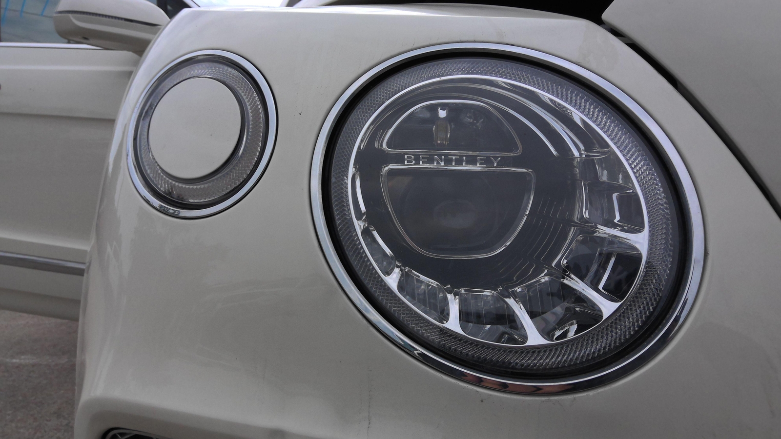 Hub BENTLEY 18