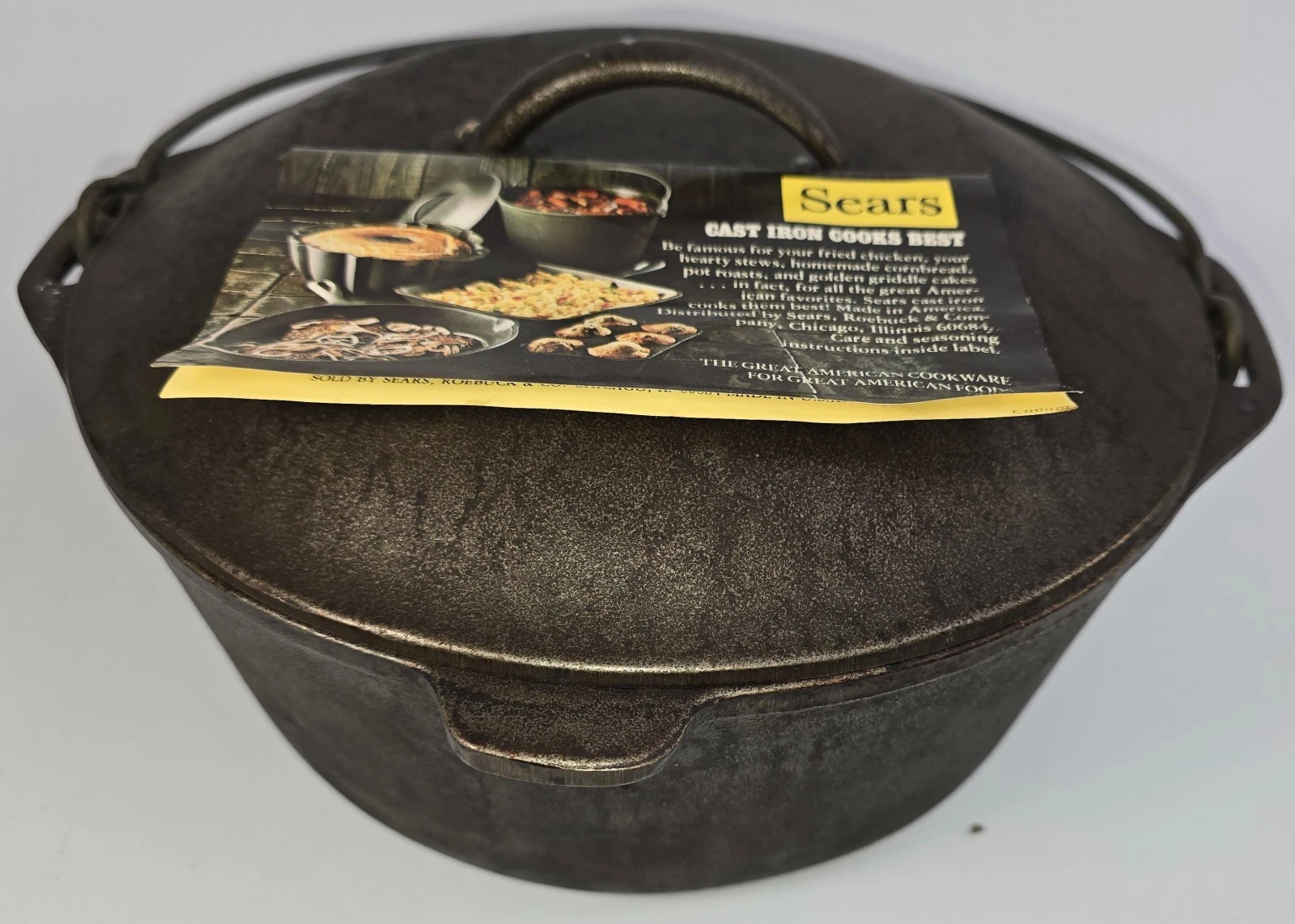 Vintage 1960s Sears #8 Cast Iron Dutch Oven Lodge Smooth Bottom Original Insert