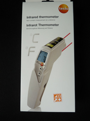 testo 831 Infrarot-Thermometer Optik 30:1 -30 - +210 °C neu und unbenutz