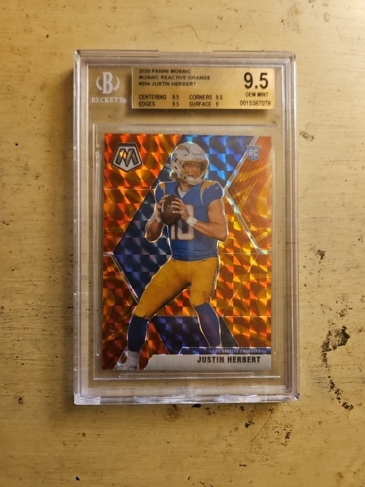 2020 Panini Mosaic - Justin Herbert #204 Reactive Blue Mosaic Prizm (RC) PSA 10