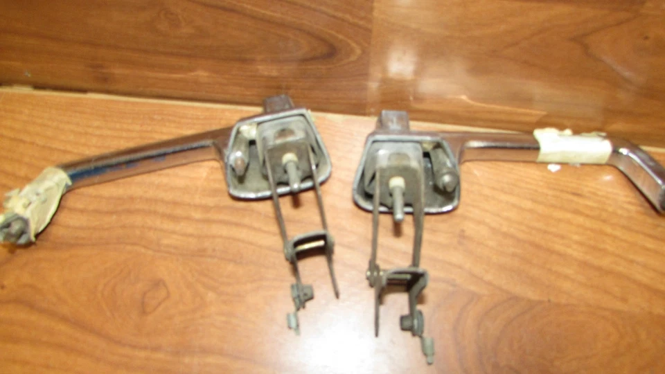 Mercury Cougar 1969-1970 manijas de puerta exterior conductores y pasajeros L & R Foto 2 de 4