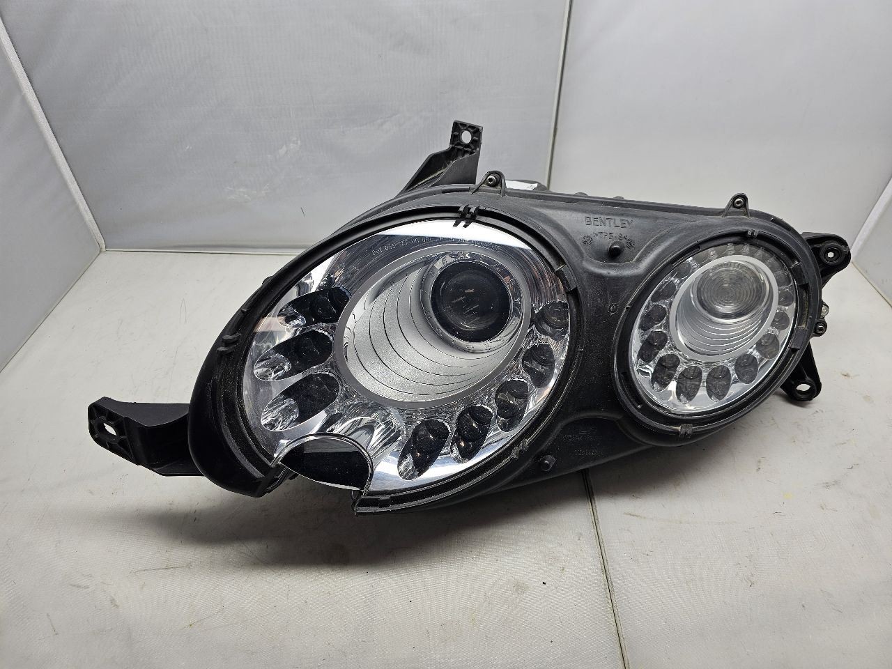 2014 2015 2016 2017 2018 Bentley Flying Spur HID Complete Left Headlight