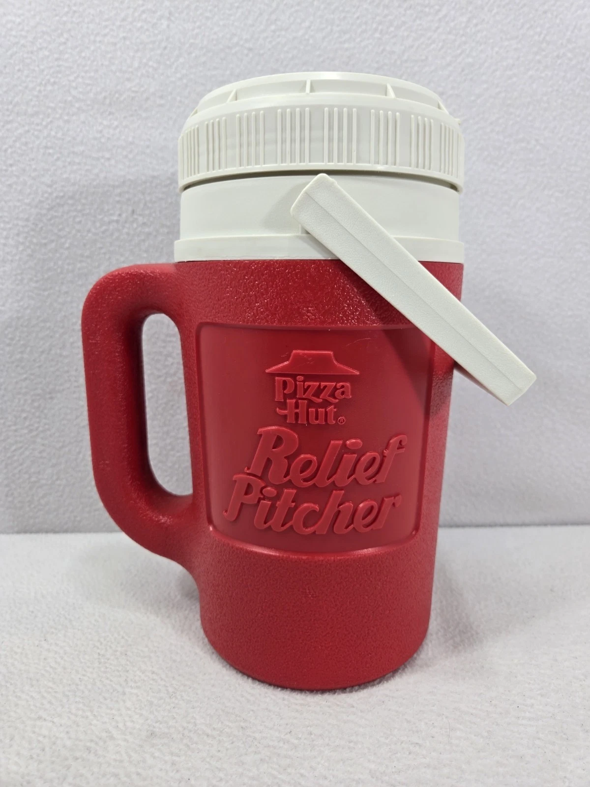 Pizza Hut ½ Gallon 'Relief Pitcher' by Igloo Travel Jug Beverage Cooler Red
