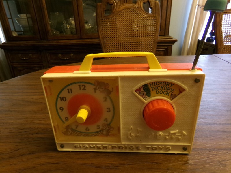 Vintage Fisher Price Music Box Clock Radio HICKORY DICKORY DOCK 1971 #107 WORKS!