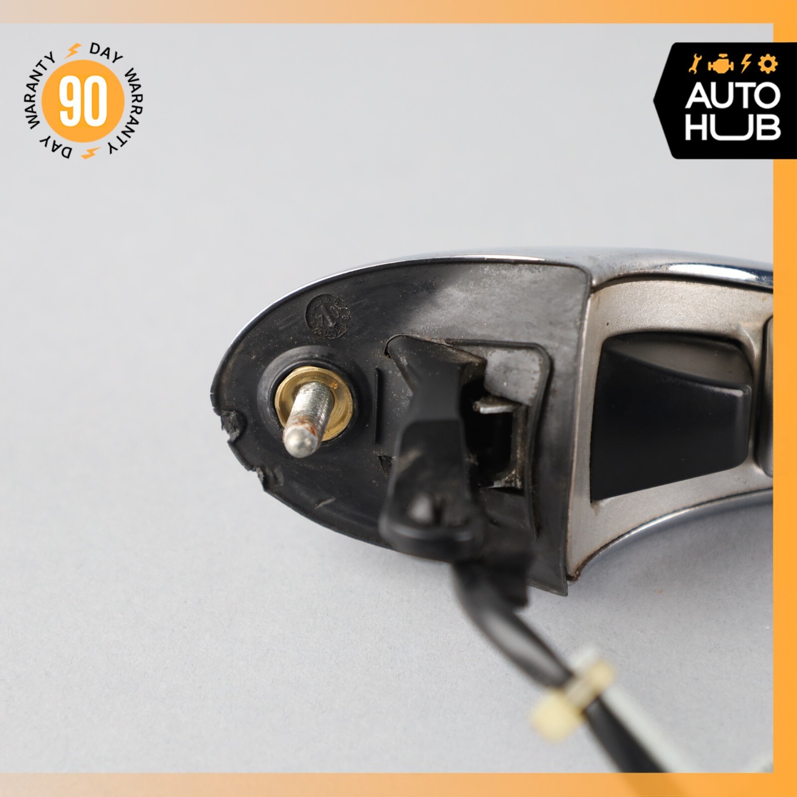 03-13 Maserati Quattroporte M139 Rear or Front Right Side Exterior Door Handle