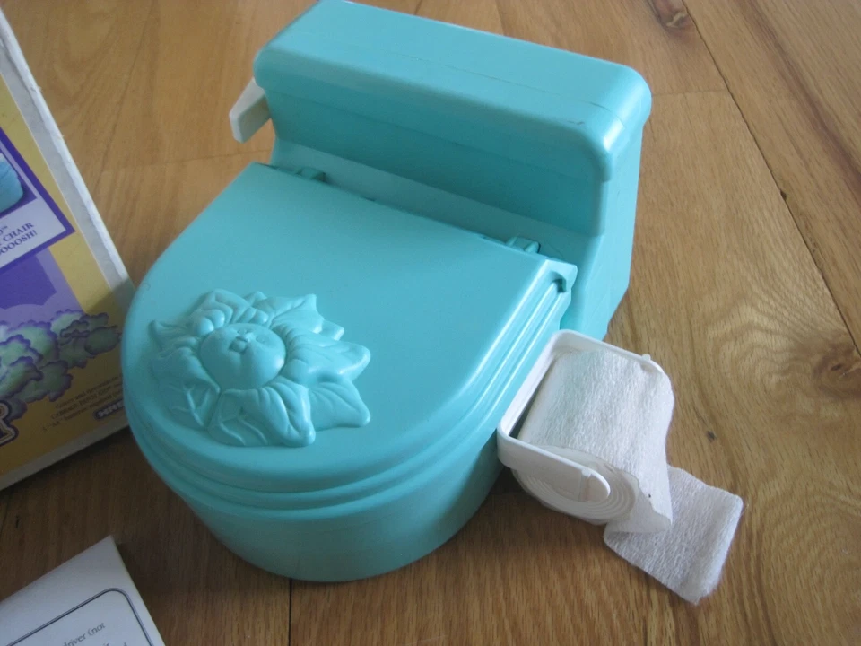Silla para orinal Cabbage Patch con volante y caja juguete vintage Foto 2 de 4