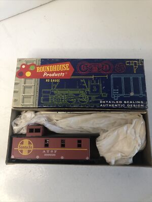 Roundhouse 3497 HO Scale Santa Fe  ATSF Box Car 999920     B