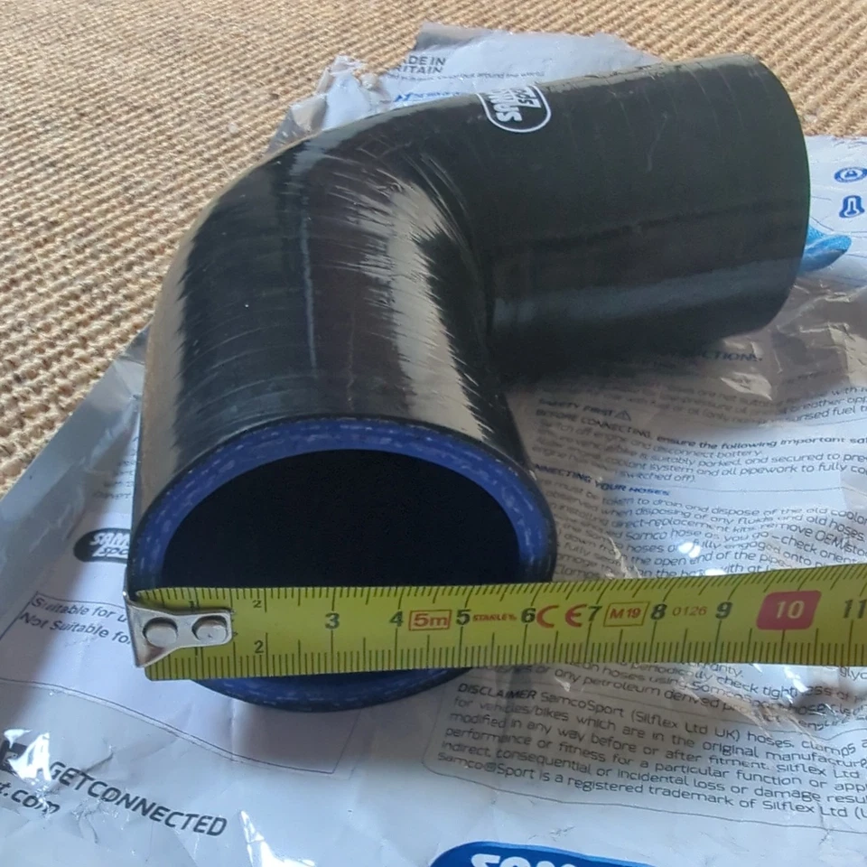 SAMCO SPORT #E90/51(BLACK) 2in 90 Deg Elbow Hose Black - Image 2 of 4