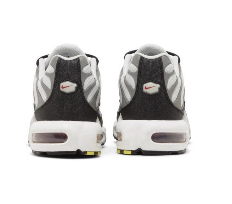 Nike Air Max Plus Photon Dust Particle Grey Sneakers DM0032-002 Men’s Size 8 - Image 4 of 4