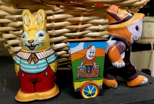 2 Vintage J. Chein Wind Up Tin Smiling Easter Bunny Rabbit Toy