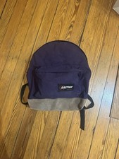 Zaino Eastpak vintage viola/tela con fondo scamosciato e cinghie regolabili