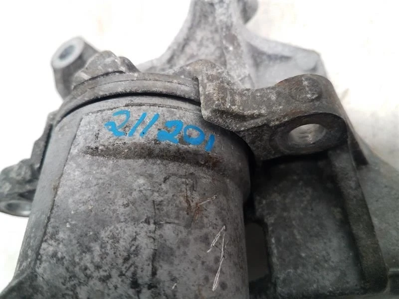 2014 Subaru Legacy Outback (2.5L / CVT) Serpentine Belt Tensioner - Image 3 of 4