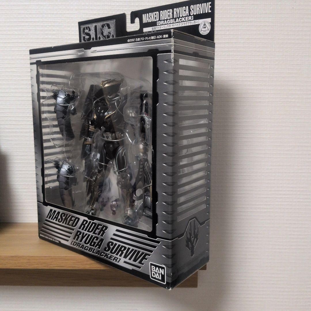Hobby Japan Limited S.I.C. Kamen Rider Ryuga Survive Dragblacker