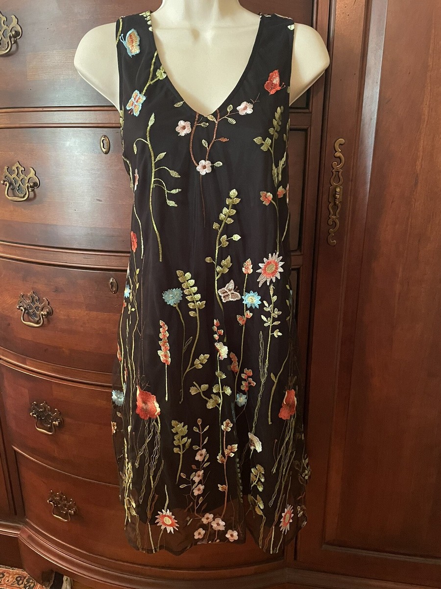 Beige by ECI - Black Sleeveless Embroidered Floral Dress SIZE M Beige by ECI - Black Sleeveless Embroidered Floral Dress SIZE M