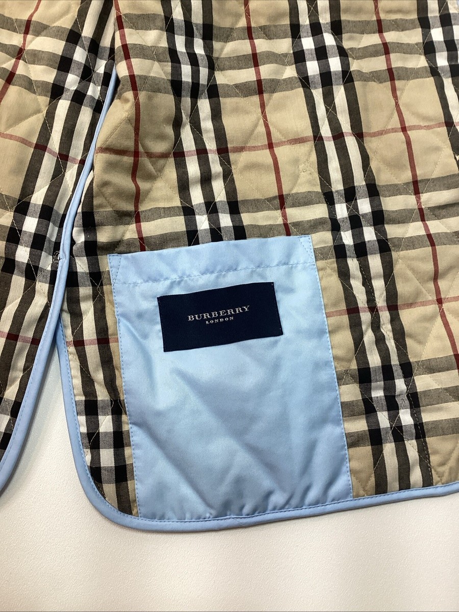 Burberry London Jacket Size M Quilted Black Lightweight Nc 226