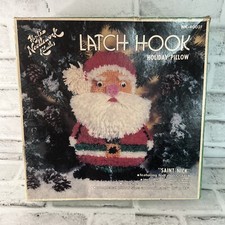 Hazel Pearson Saint Nick Pillow Latch Hook Kit Christmas Kitsch 20x13 Vintage