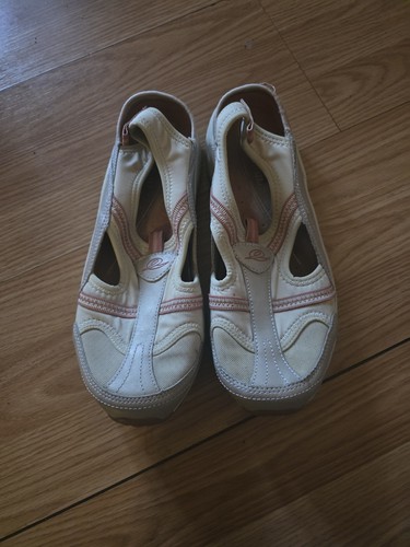 Easy Spirit ShoesWomen In Beige 9.5 Arbitrary Slingback Fabric Casual Round Toe.