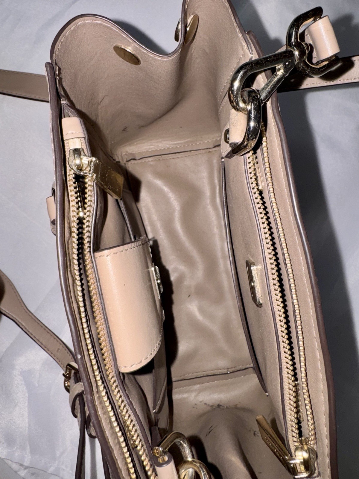 Michael  Kors Benning Medium Leather Satchel Tan thumbnail 8