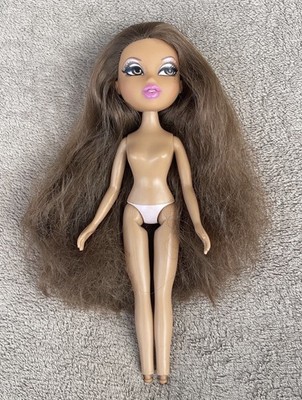 Bratz Puppe - Crystalicious Yasmin
