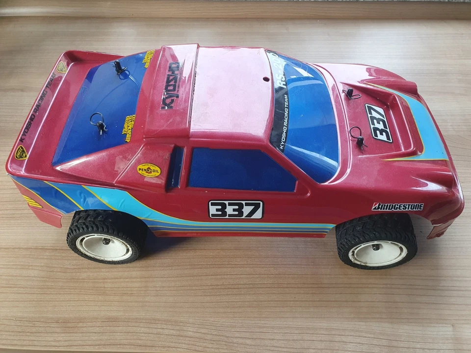 Kyosho Ford RS-200 RS200 4WD 1:10 O.S. Max10 FP Vintage Rally Car - Image 2 of 4