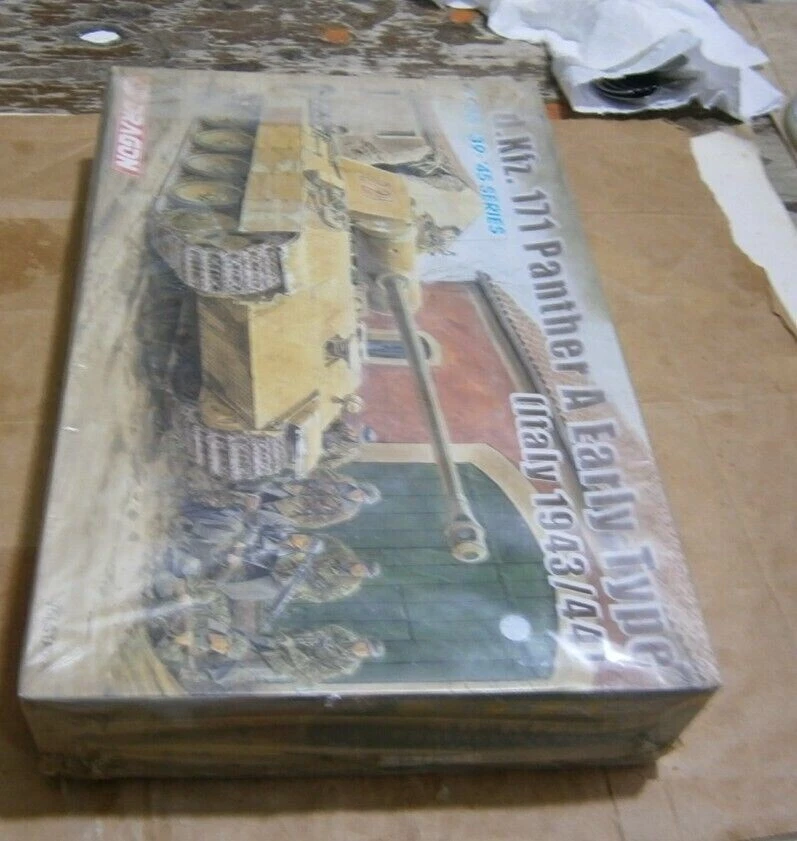 DRAGON 6160 PANTHER A EARLY TYPE ITALY 1944 SDKFZ 171 NUOVO 1-35 TIGER SOLDATINI - Immagine 2 di 3