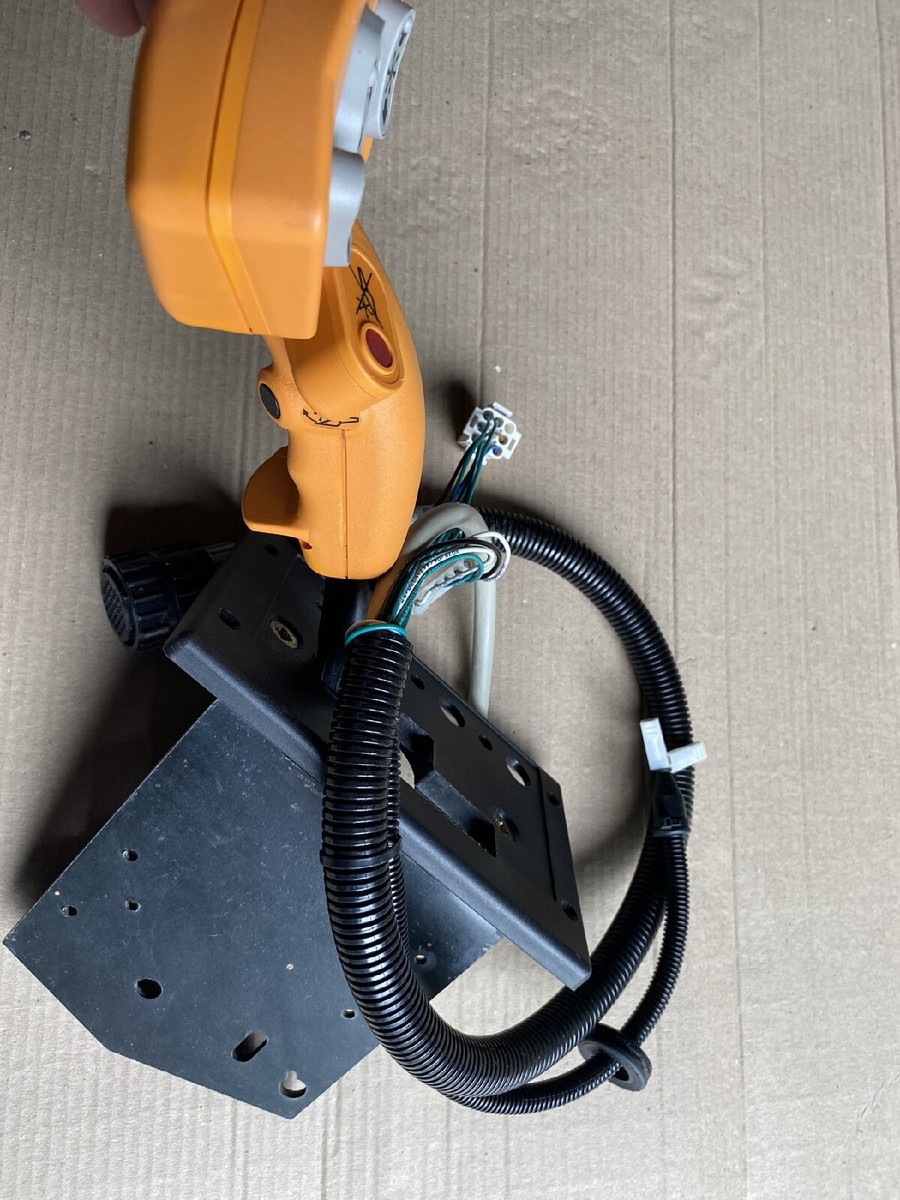 New genuine Joystick Handle 89813919 (9813919) pos. 15 NH TX68  