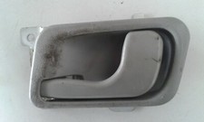 Porte avant et accessoires Mitsubishi SPACE RUNNER