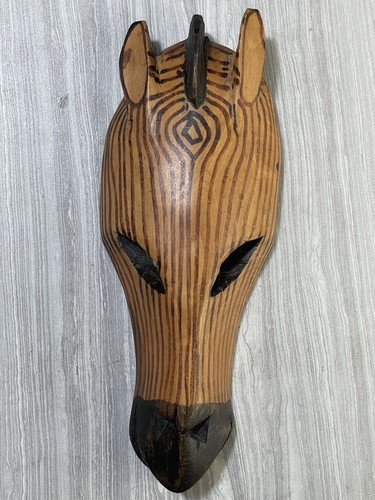Masque en bois zèbre tribal interport Afrique de l'Est Kenya décoration sculptée à la main - Photo 1/14