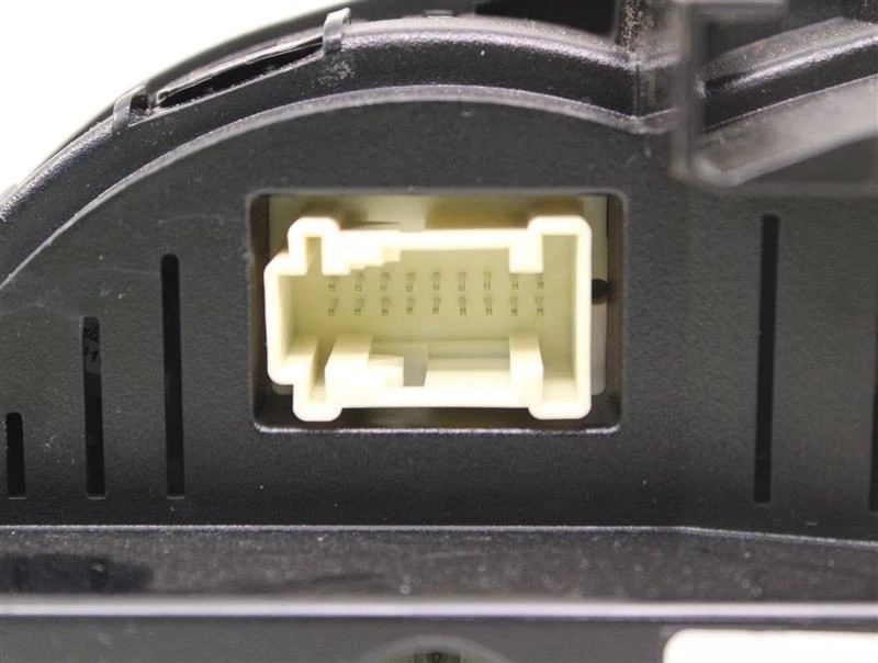 CLUSTER VELOCÍMETRO Gl350 Gl450 Gl550 ML350 ML450 ML550 ML63 R350 10-12 984985 Foto 3 de 4