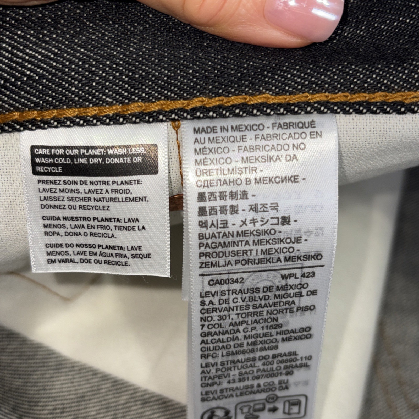 Levi's Men’s 501 Original Straight Jeans 44x32 Fits 43 X 31 Missing Button - View 7