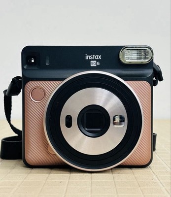 RARE【Near  Mint】 Fujifilm Instax SQ6 Instant Camera Brushed Gold　f/Japan