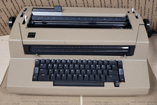 Vintage IBM Correcting Selectric III 3 Electric Typewriter TYPES BY ITSELF