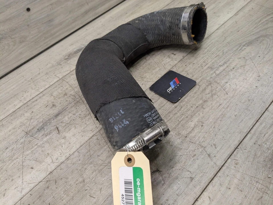 Manguera de presión interenfriador turbo derecho 18-24 OEM AUDI Q5 SQ5 tubo de refuerzo Foto 3 de 4