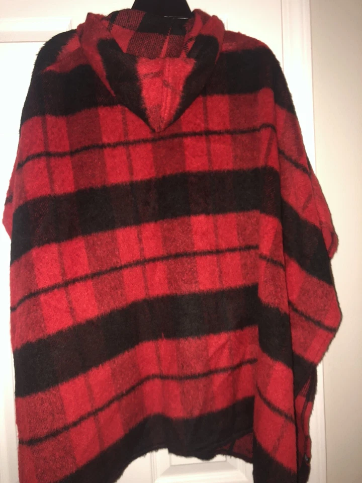 Treasure Bond Women Red Combo One Size Stripe Poncho Sweater Plaid Wool $149 - Image 3 of 4
